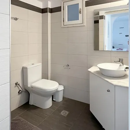 Rosalie - Aegean Haven Apartment